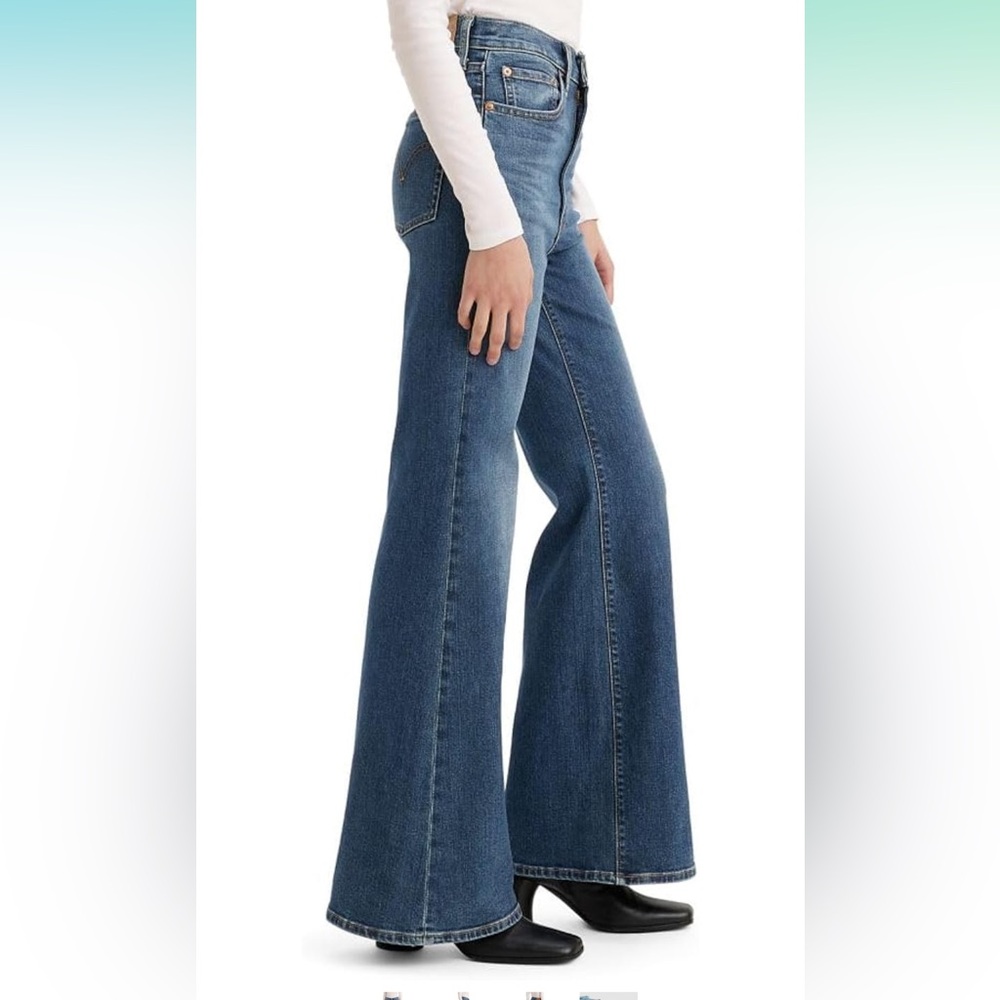 Levi's Ribcage Bell Flare Leg Jeans